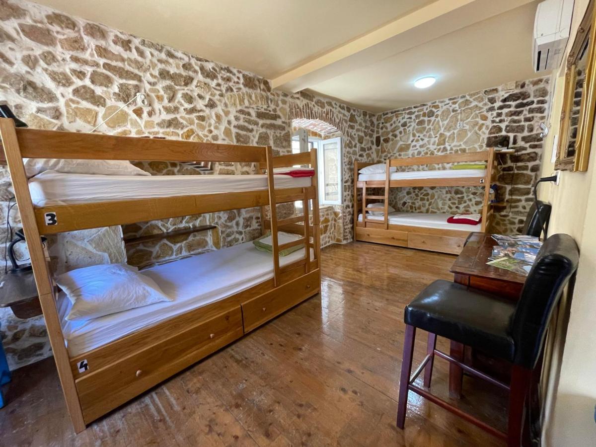Tequila Bar (adults Only) Hostel *